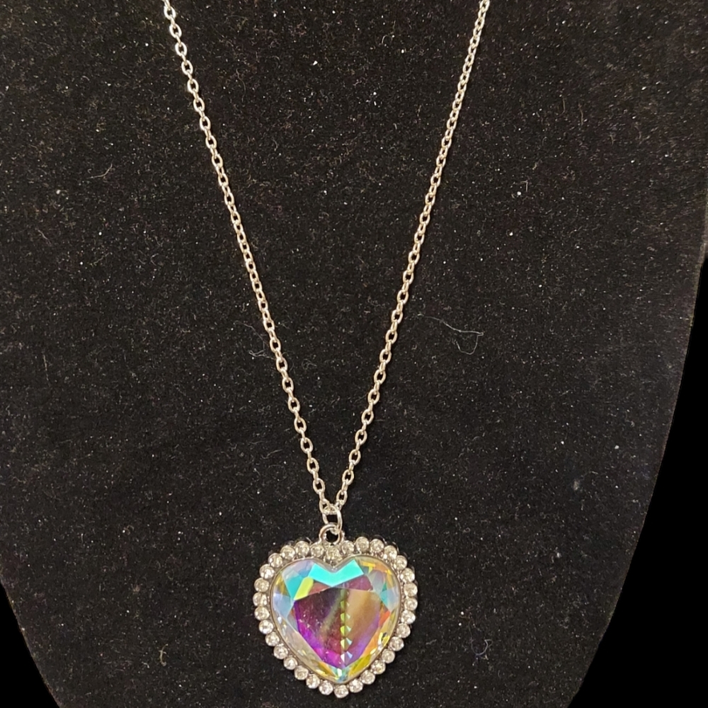 Heart Oil Spill Necklace